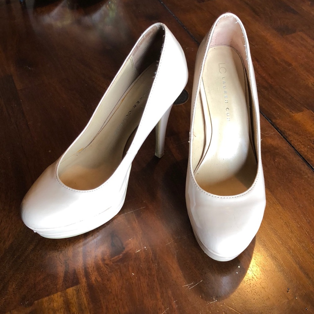 LC Lauren Conrad 7.5 nude pumps